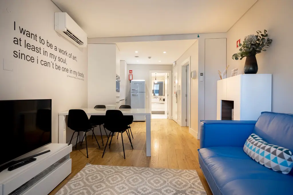 One Bedroom Apartment Chiado Square