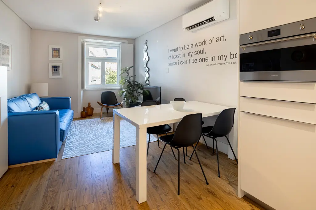 One Bedroom Apartment Chiado Square