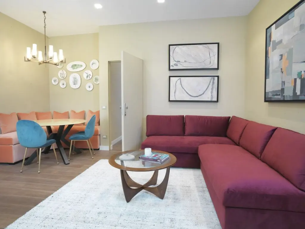 Spacious Loft 2-Bedroom 