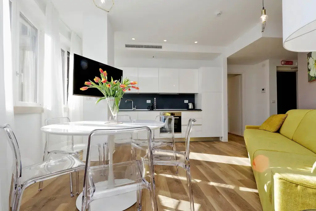 2 Bedroom Apartment with Balcony
