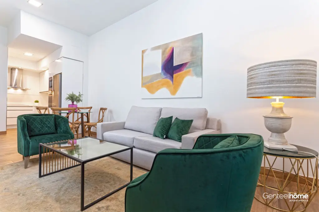 1 Bedroom Apartment with Terrace & Extra Bedroom