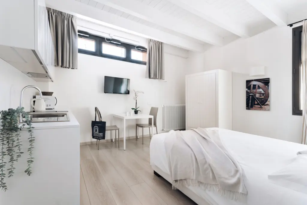 Studio Apartment at Central Bologna